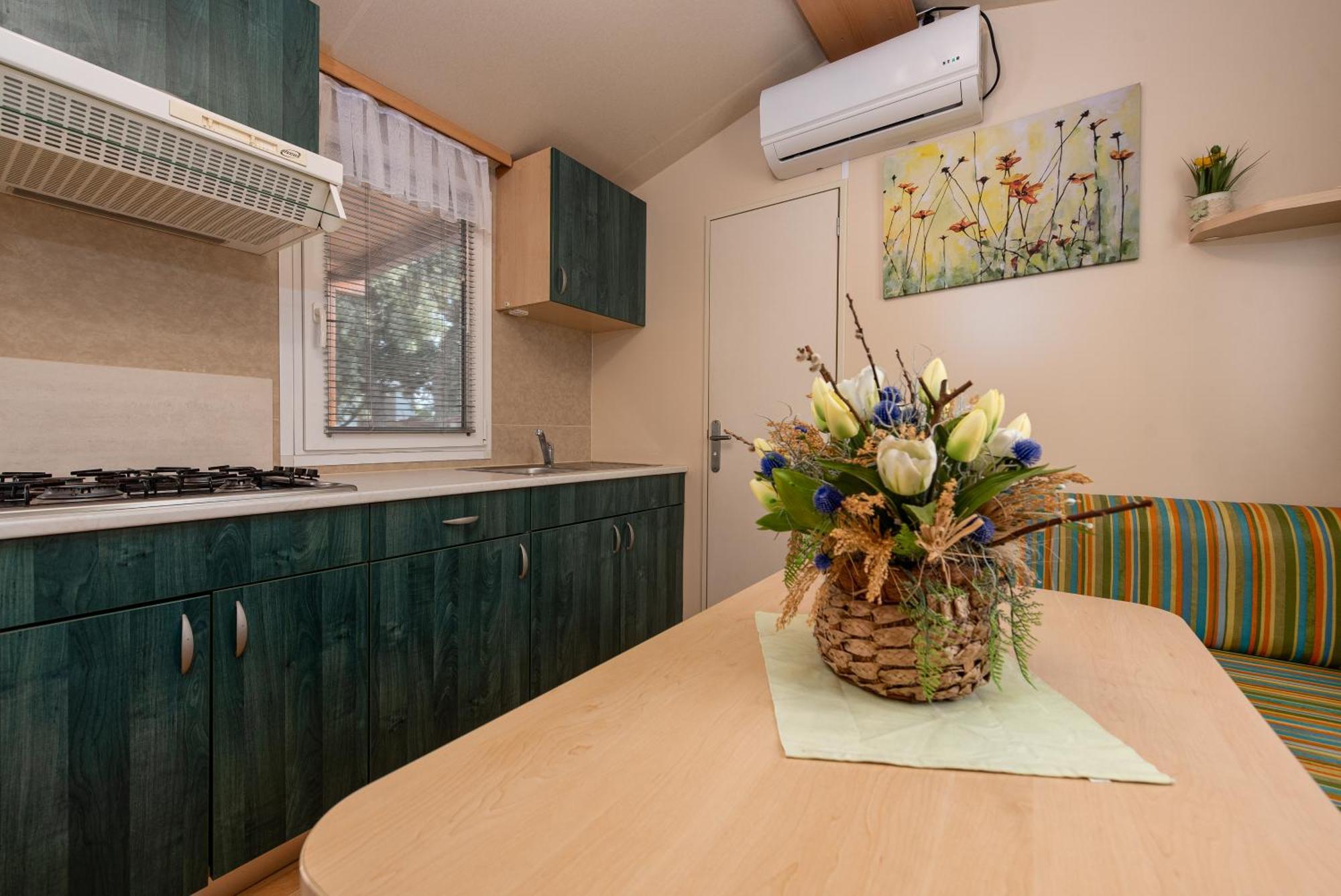 Camp Mrkva Mobile Homes With Pool Sukošan 외부 사진