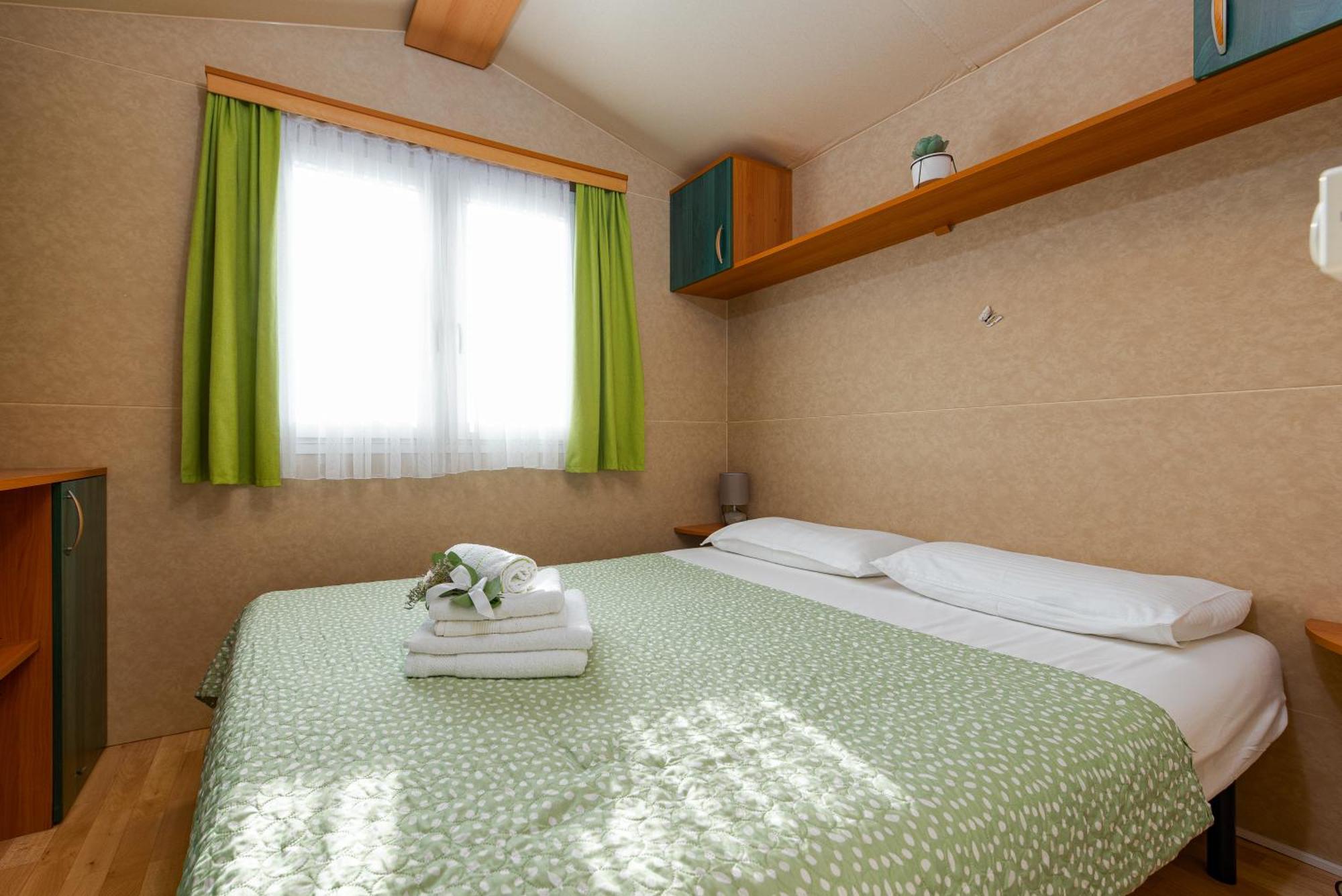Camp Mrkva Mobile Homes With Pool Sukošan 외부 사진